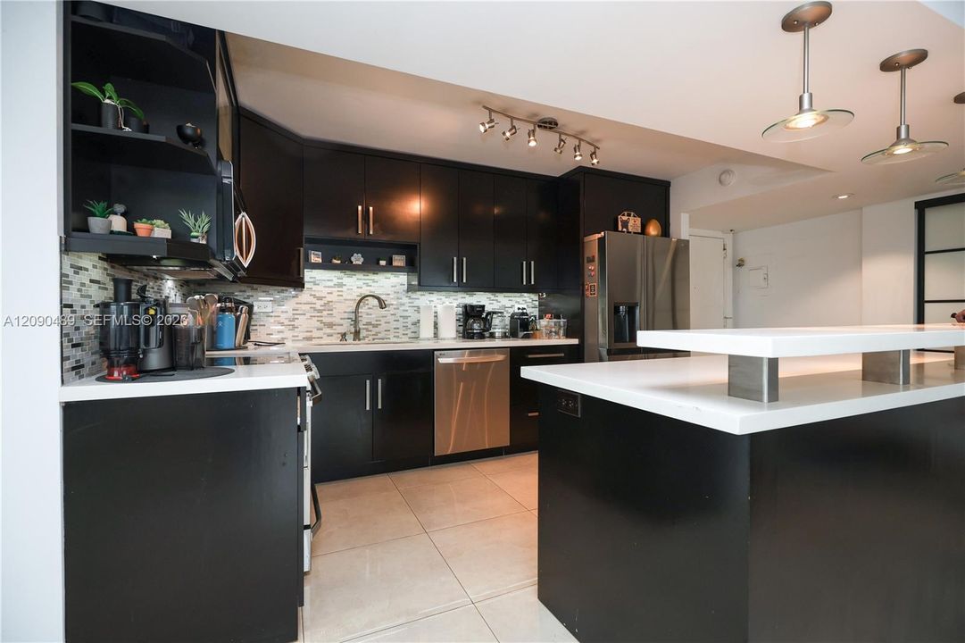 В аренду: $3,500 (2 спален, 2 ванн, 1455 Квадратных фут)