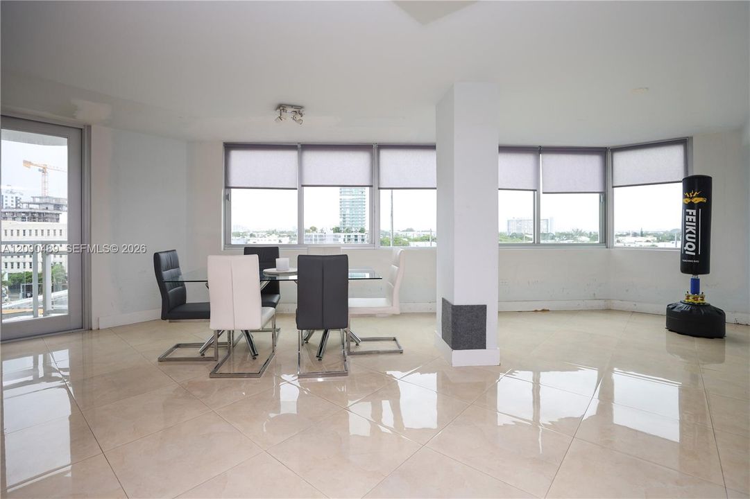 В аренду: $3,500 (2 спален, 2 ванн, 1455 Квадратных фут)