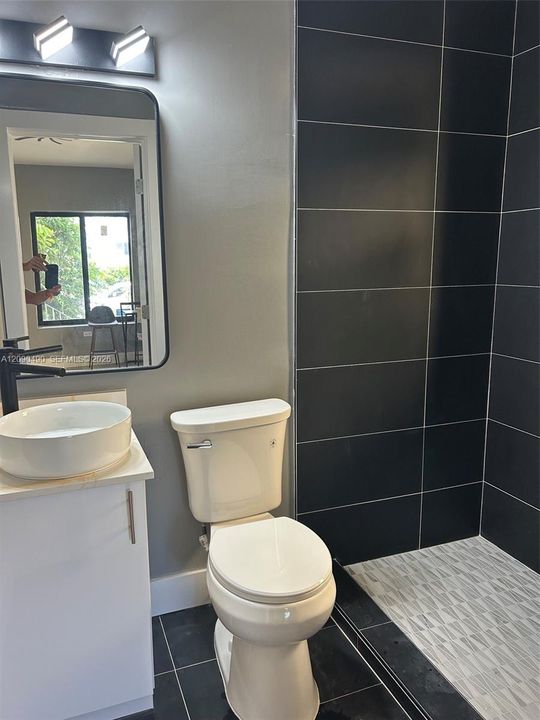 В аренду: $1,650 (0 спален, 1 ванн, 0 Квадратных фут)