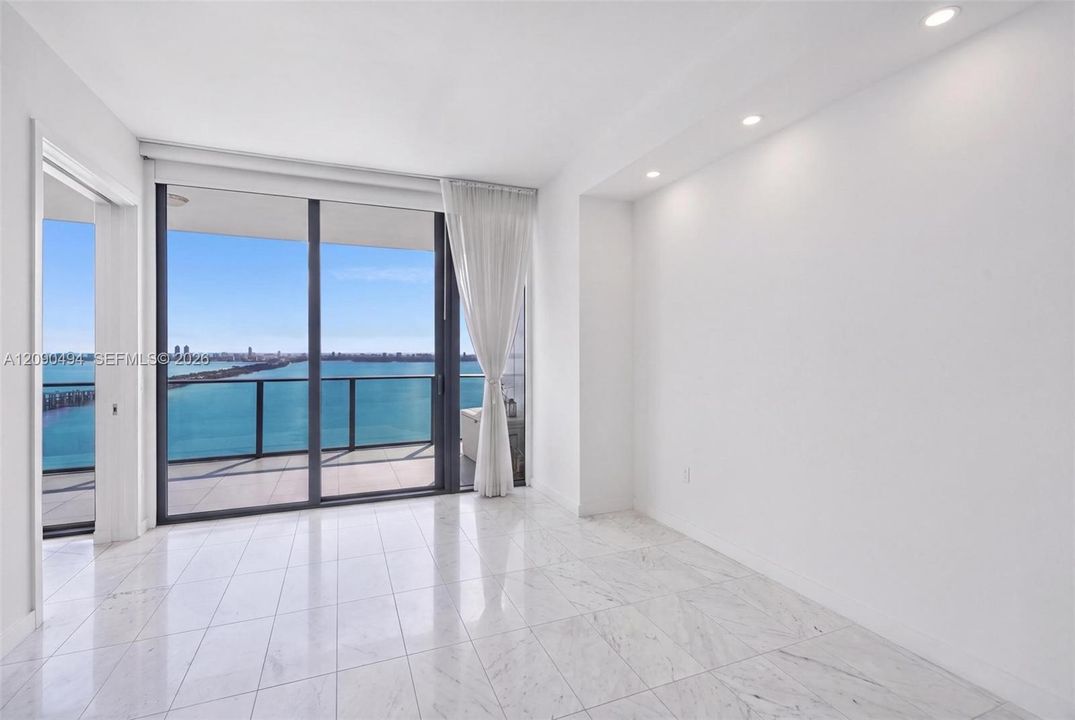 En Venta: $1,065,000 (2 camas, 3 baños, 1186 Pies cuadrados)