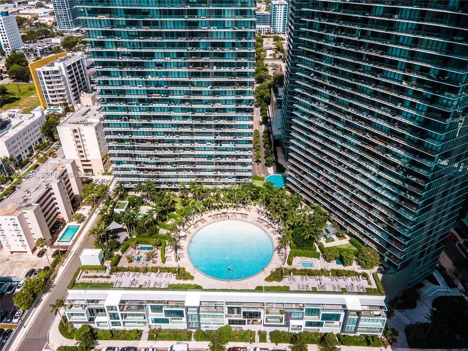 En Venta: $1,065,000 (2 camas, 3 baños, 1186 Pies cuadrados)