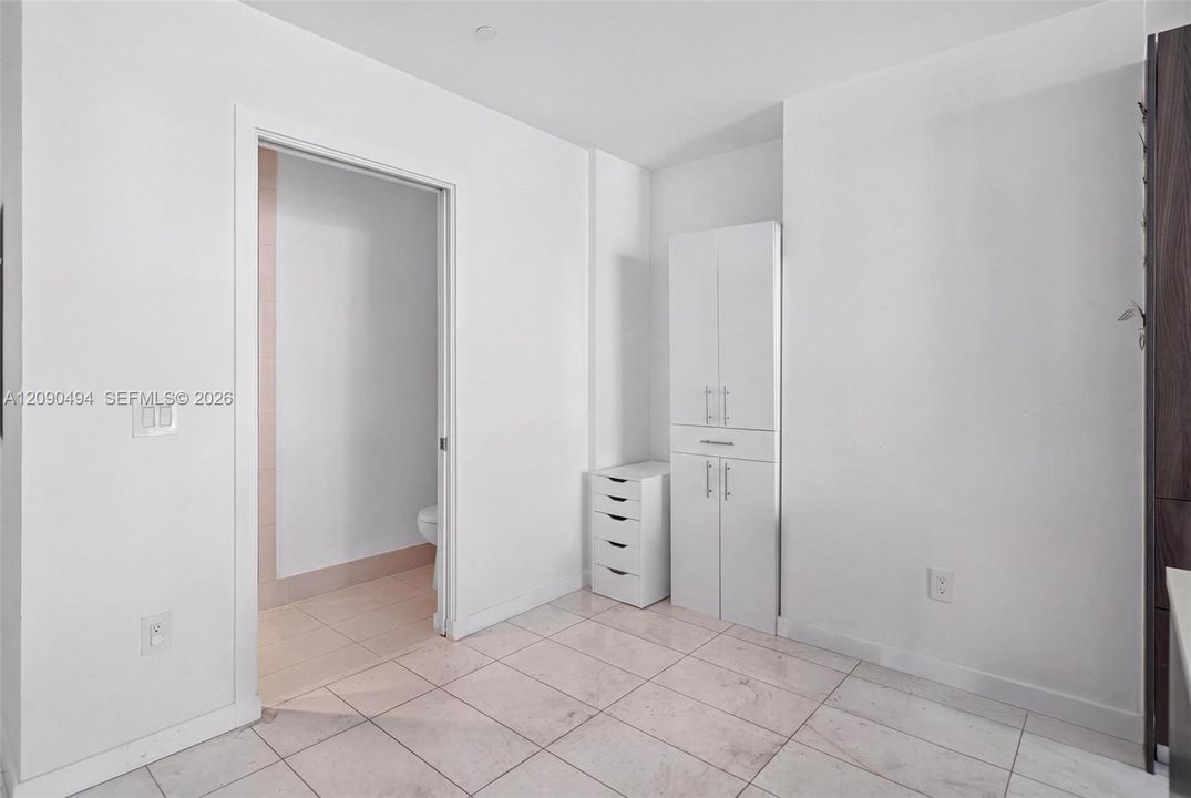En Venta: $1,065,000 (2 camas, 3 baños, 1186 Pies cuadrados)