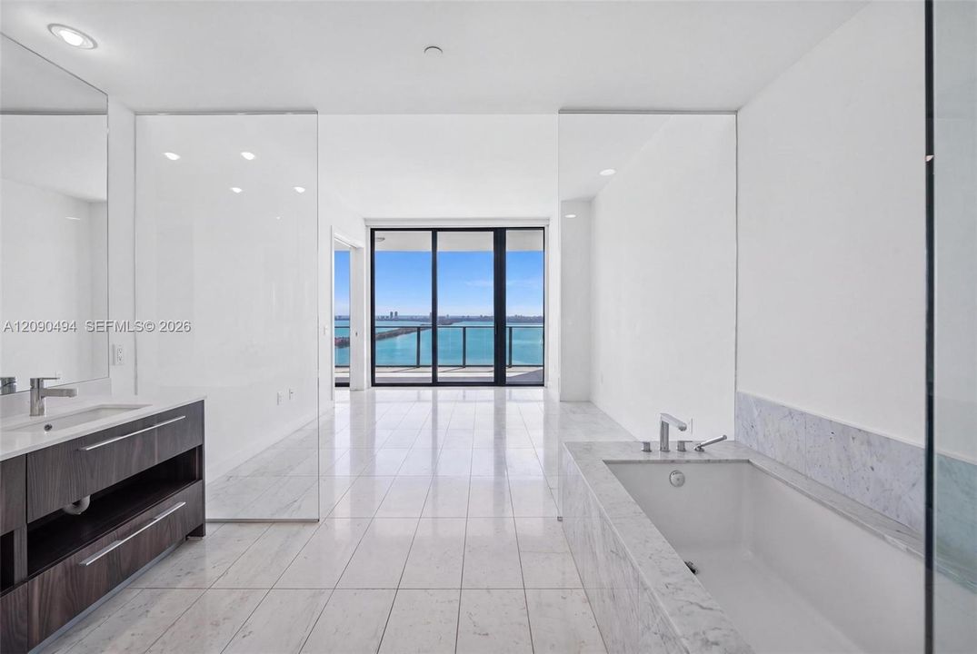 En Venta: $1,065,000 (2 camas, 3 baños, 1186 Pies cuadrados)