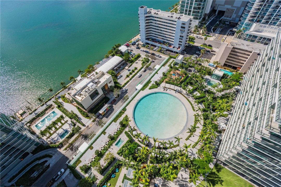 En Venta: $1,065,000 (2 camas, 3 baños, 1186 Pies cuadrados)