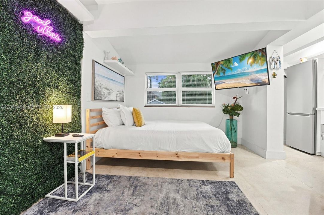 For Sale: $825,000 (4 beds, 3 baths, 1513 Square Feet)