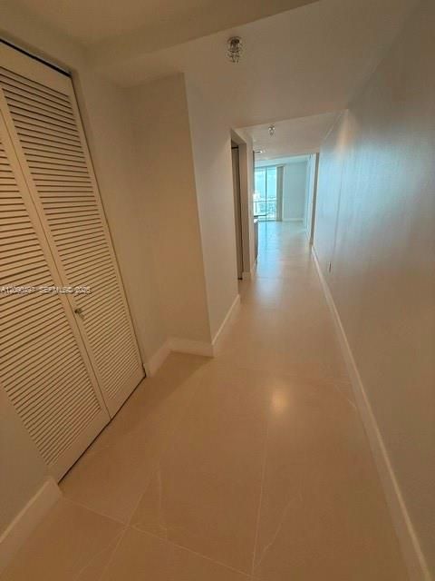 For Rent: $3,900 (2 beds, 2 baths, 1290 Square Feet)