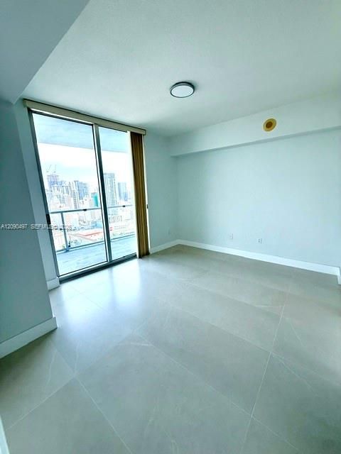 For Rent: $3,900 (2 beds, 2 baths, 1290 Square Feet)