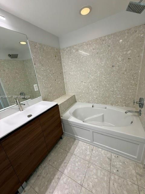 For Rent: $3,900 (2 beds, 2 baths, 1290 Square Feet)