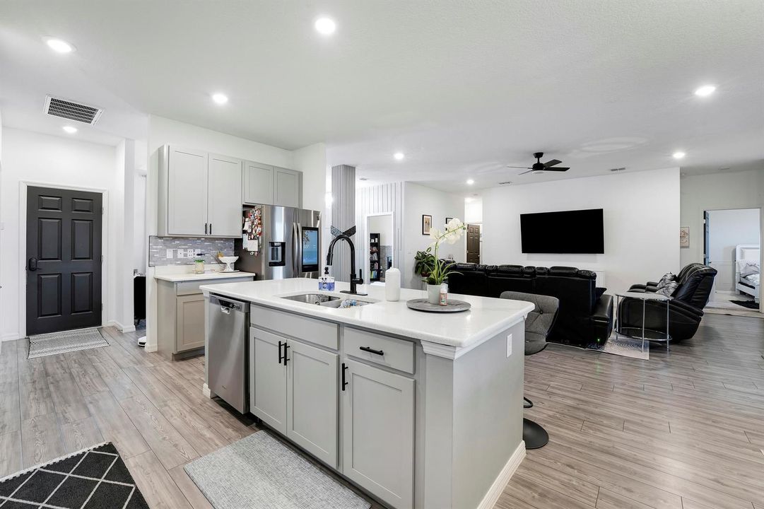Spacious Kitchen Island