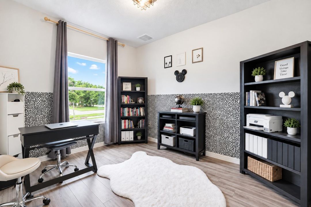 Versatile Home Office / Flex Room