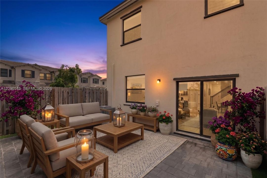 Active With Contract: $410,000 (4 beds, 2 baths, 1820 Square Feet)