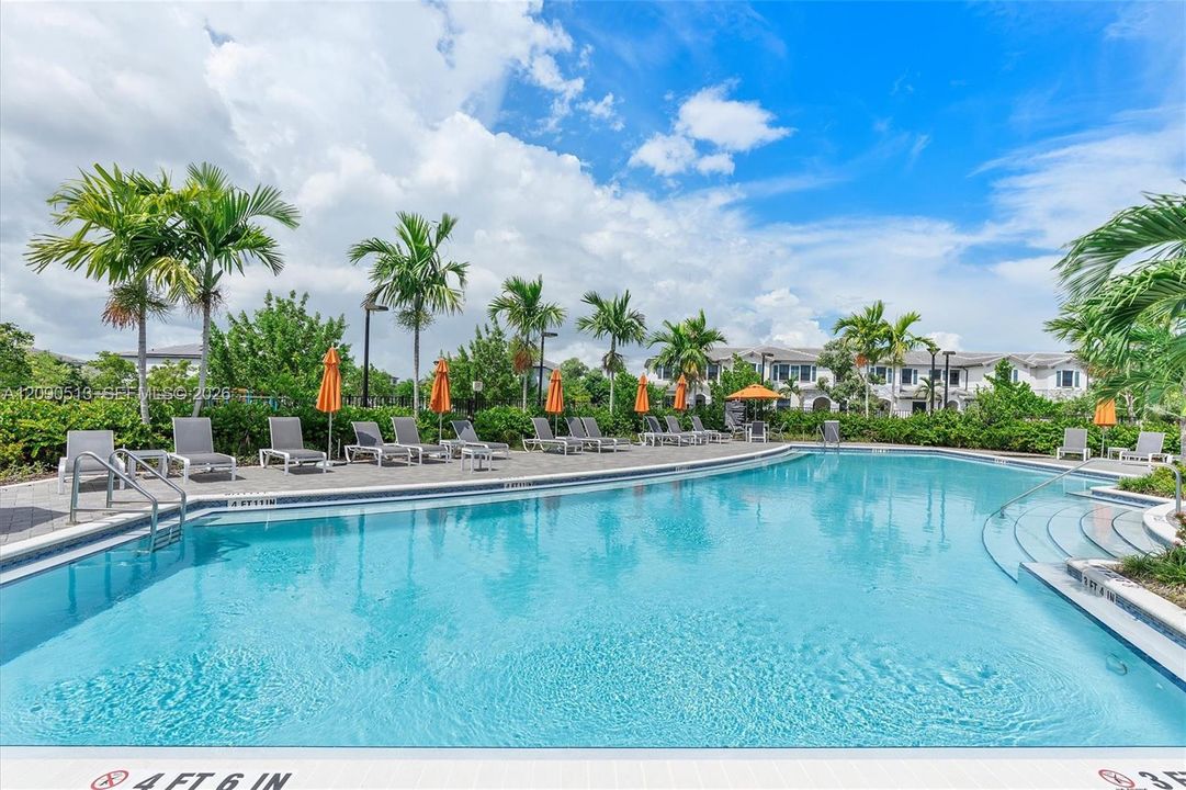 Active With Contract: $410,000 (4 beds, 2 baths, 1820 Square Feet)