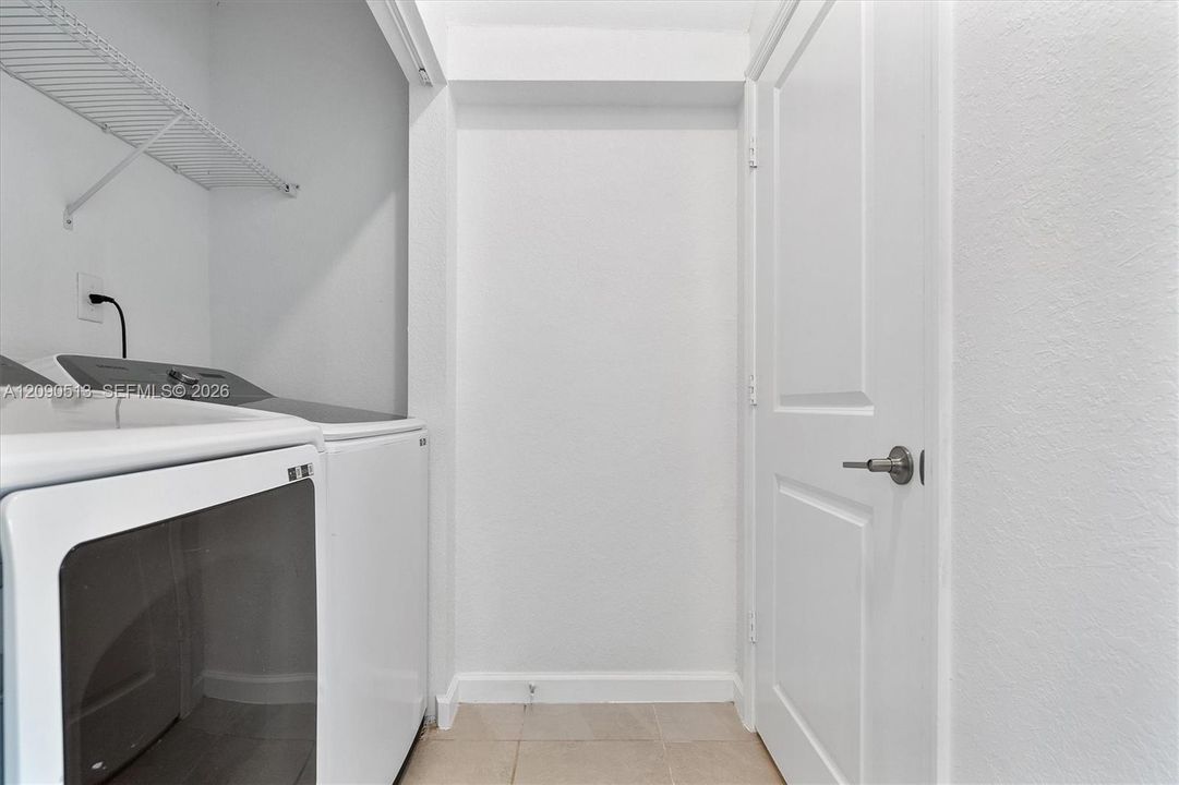 Active With Contract: $410,000 (4 beds, 2 baths, 1820 Square Feet)