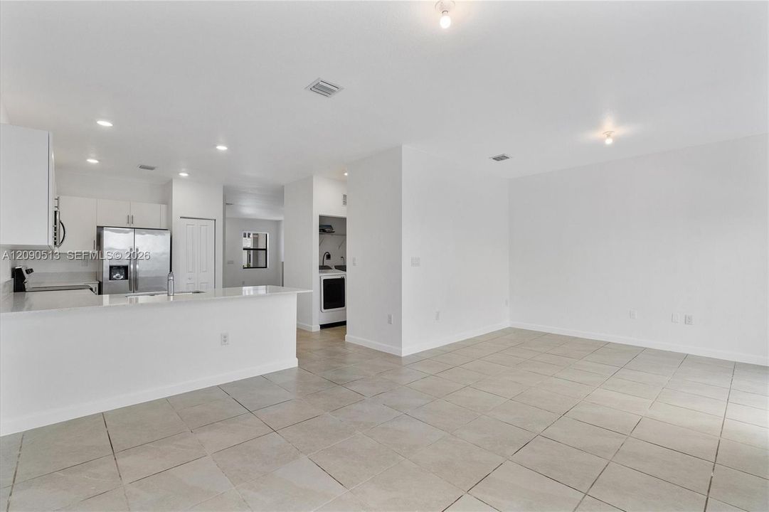 Active With Contract: $410,000 (4 beds, 2 baths, 1820 Square Feet)