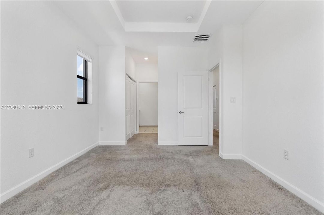 Active With Contract: $410,000 (4 beds, 2 baths, 1820 Square Feet)