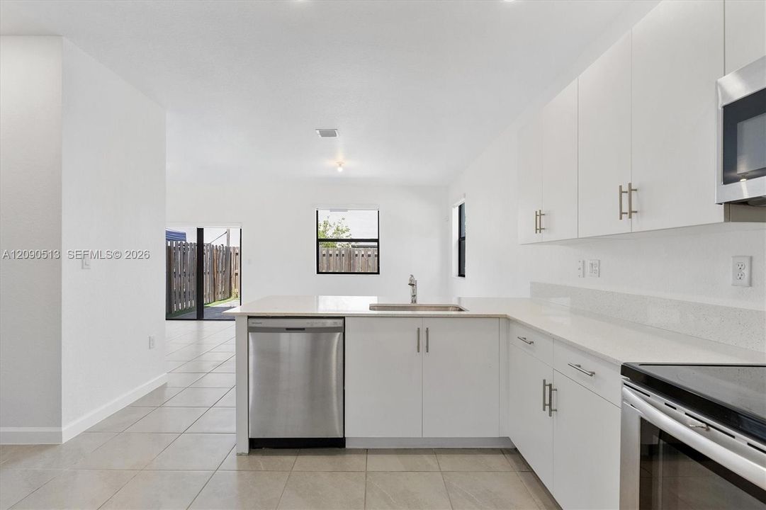 Active With Contract: $410,000 (4 beds, 2 baths, 1820 Square Feet)