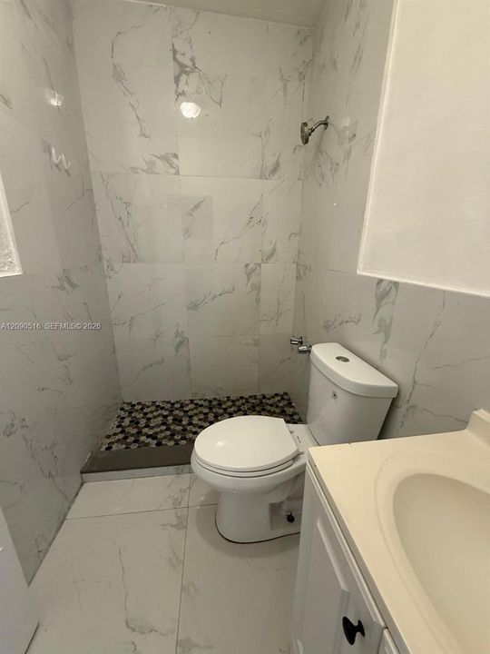 En Renta: $1,700 (1 camas, 1 baños, 3070 Pies cuadrados)