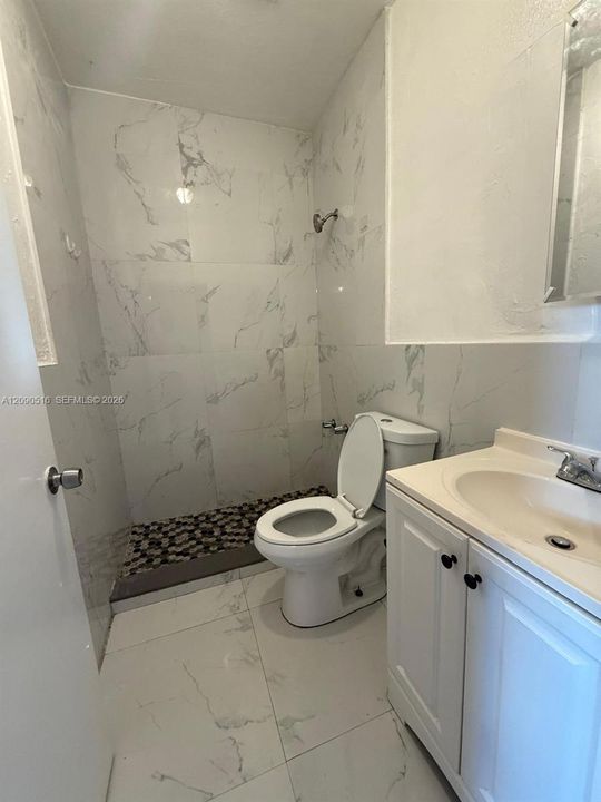 En Renta: $1,700 (1 camas, 1 baños, 3070 Pies cuadrados)