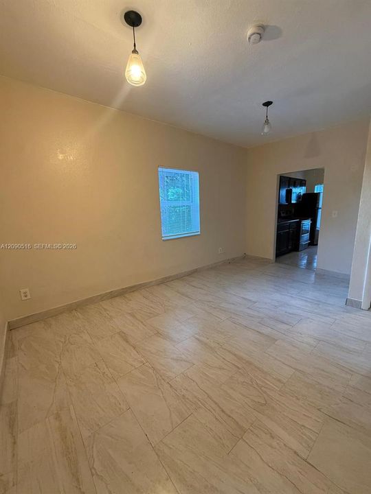 En Renta: $1,700 (1 camas, 1 baños, 3070 Pies cuadrados)