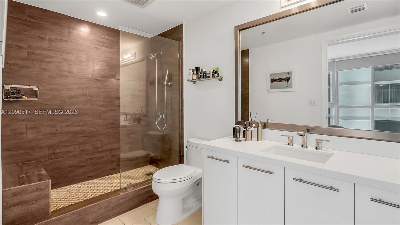 En Venta: $628,000 (2 camas, 2 baños, 1405 Pies cuadrados)