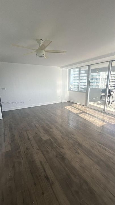 En Renta: $2,750 (2 camas, 2 baños, 997 Pies cuadrados)