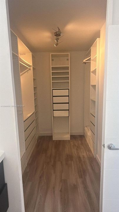 En Renta: $2,750 (2 camas, 2 baños, 997 Pies cuadrados)