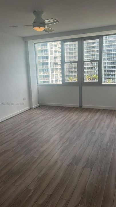 En Renta: $2,750 (2 camas, 2 baños, 997 Pies cuadrados)