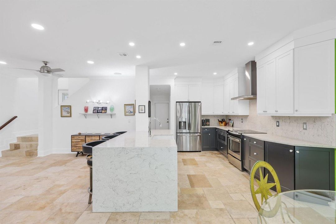 795 Andrews Ave - 21.jpg-SMALL