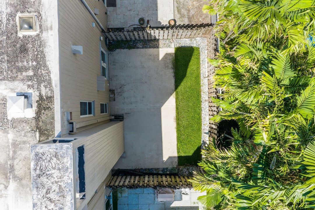 795 Andrews Ave - 53.jpg-SMALL