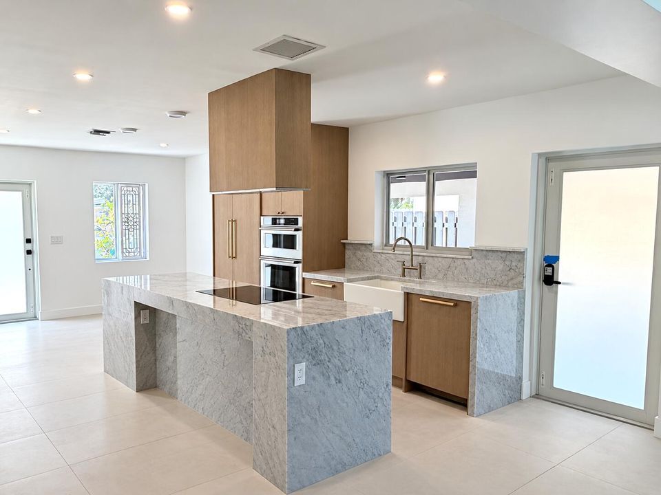 Kitchen 2