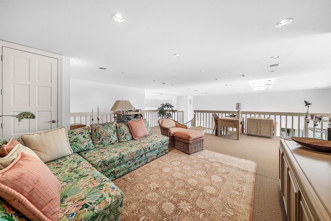049-6780SoutheastSouthMarinaWay-Stuart-F
