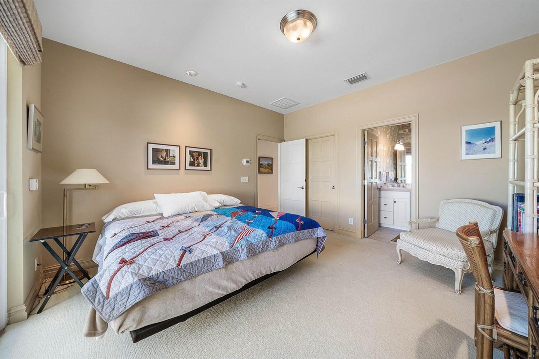 044-6780SoutheastSouthMarinaWay-Stuart-F