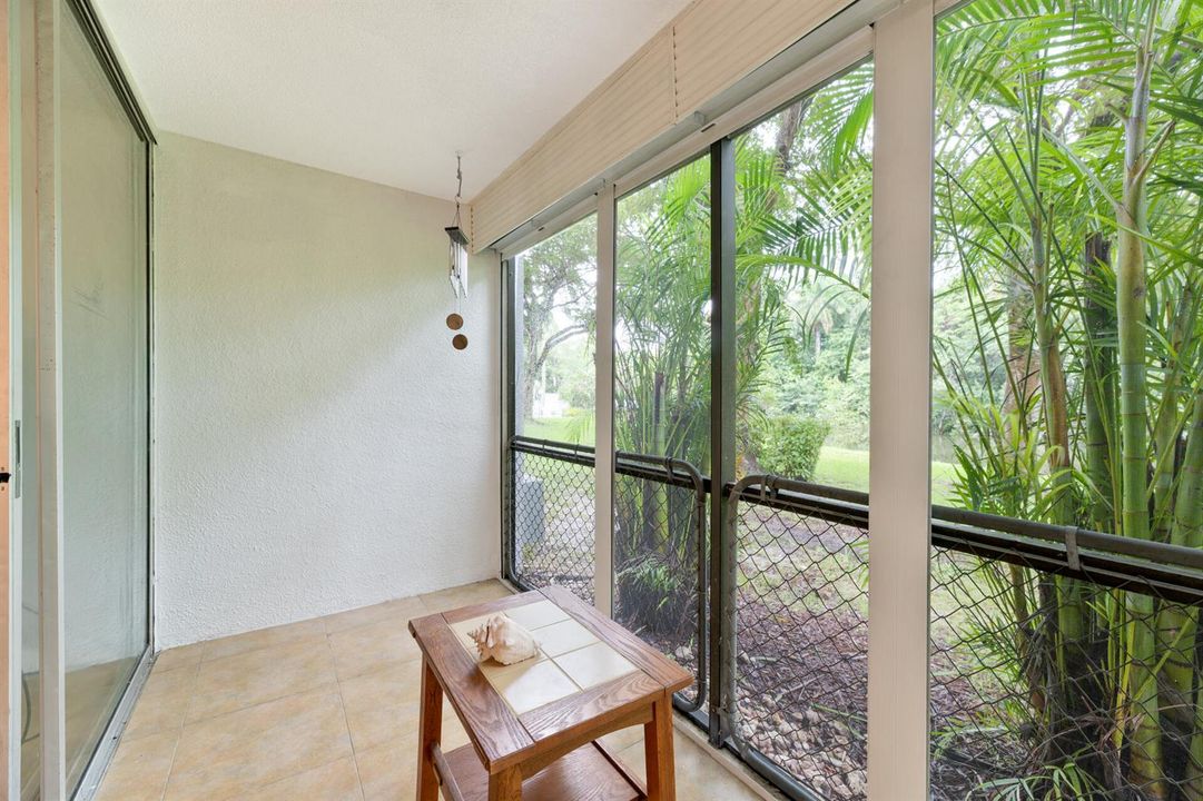 20260911 - 101 Royal Park Dr 1C - MR-14