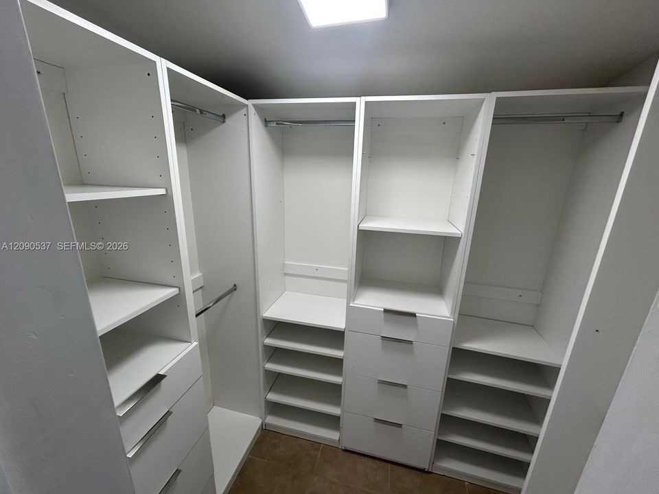 En Renta: $6,500 (3 camas, 2 baños, 1907 Pies cuadrados)