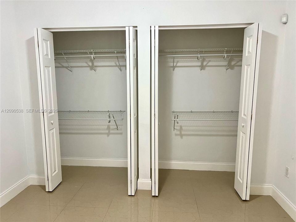 На продажу: $630,000 (4 спален, 2 ванн, 1428 Квадратных фут)