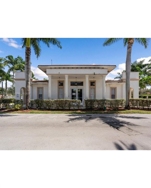 Clubhouse Main Entry