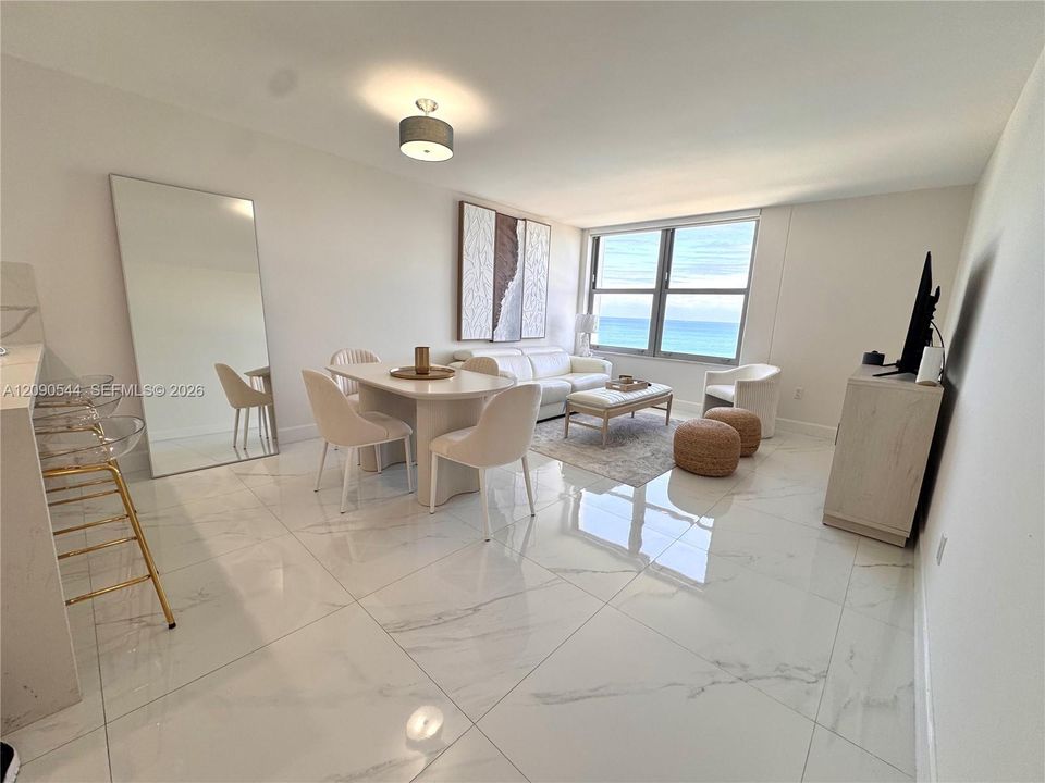 В аренду: $3,450 (1 спален, 1 ванн, 726 Квадратных фут)