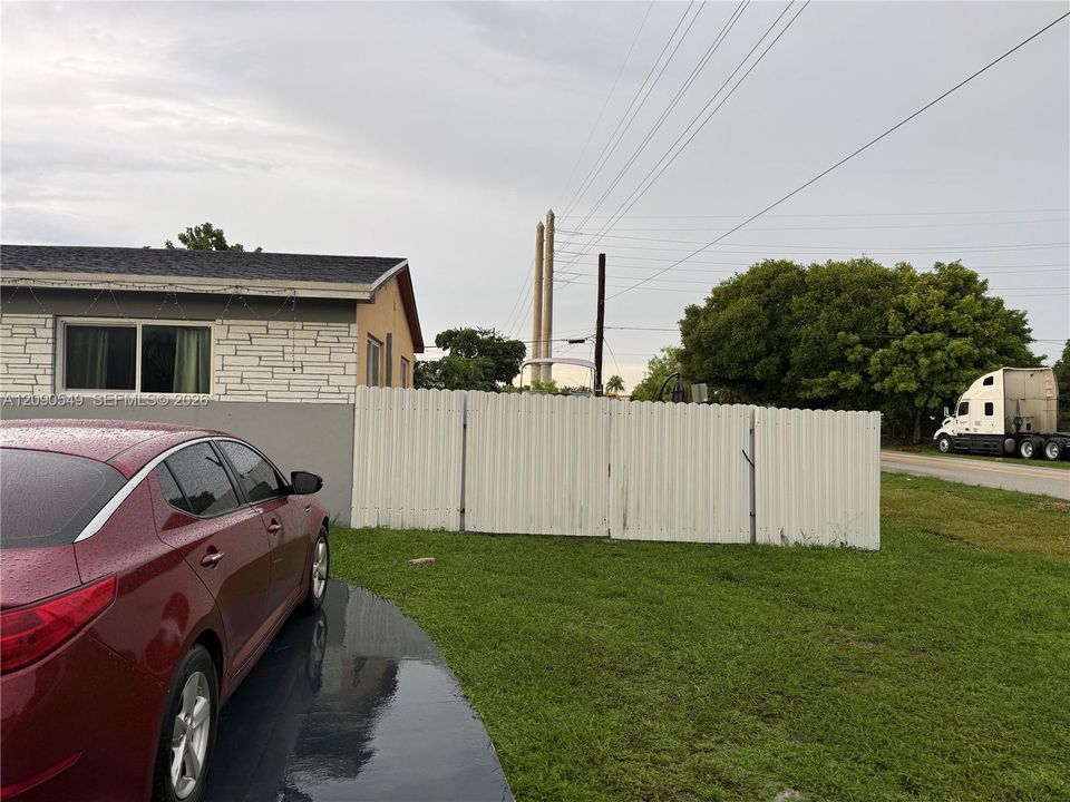 En Venta: $505,000 (3 camas, 2 baños, 1225 Pies cuadrados)