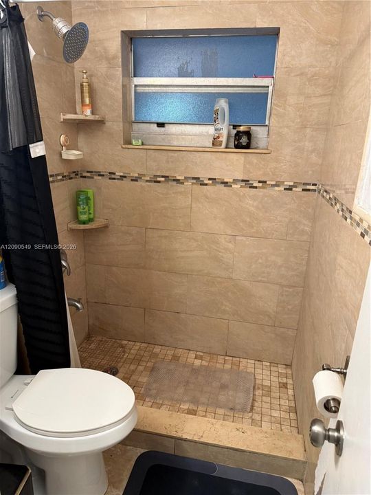 En Venta: $505,000 (3 camas, 2 baños, 1225 Pies cuadrados)