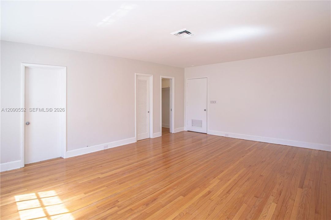 For Rent: $6,900 (3 beds, 3 baths, 3274 Square Feet)