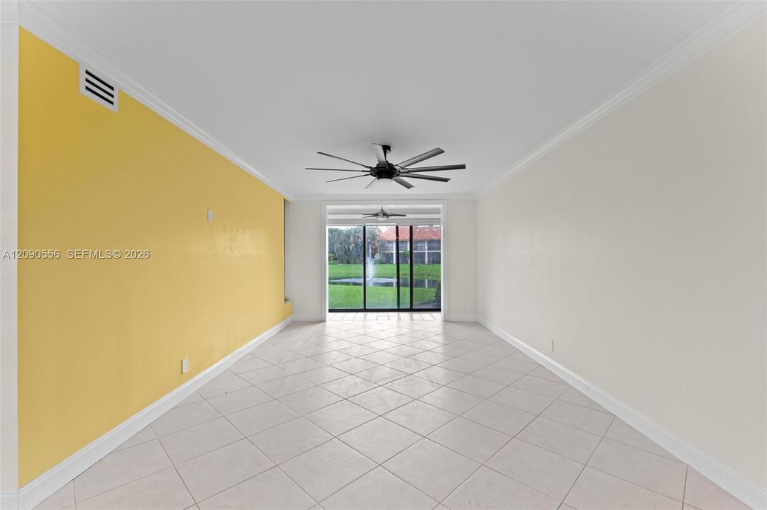 For Sale: $419,900 (2 beds, 2 baths, 1300 Square Feet)