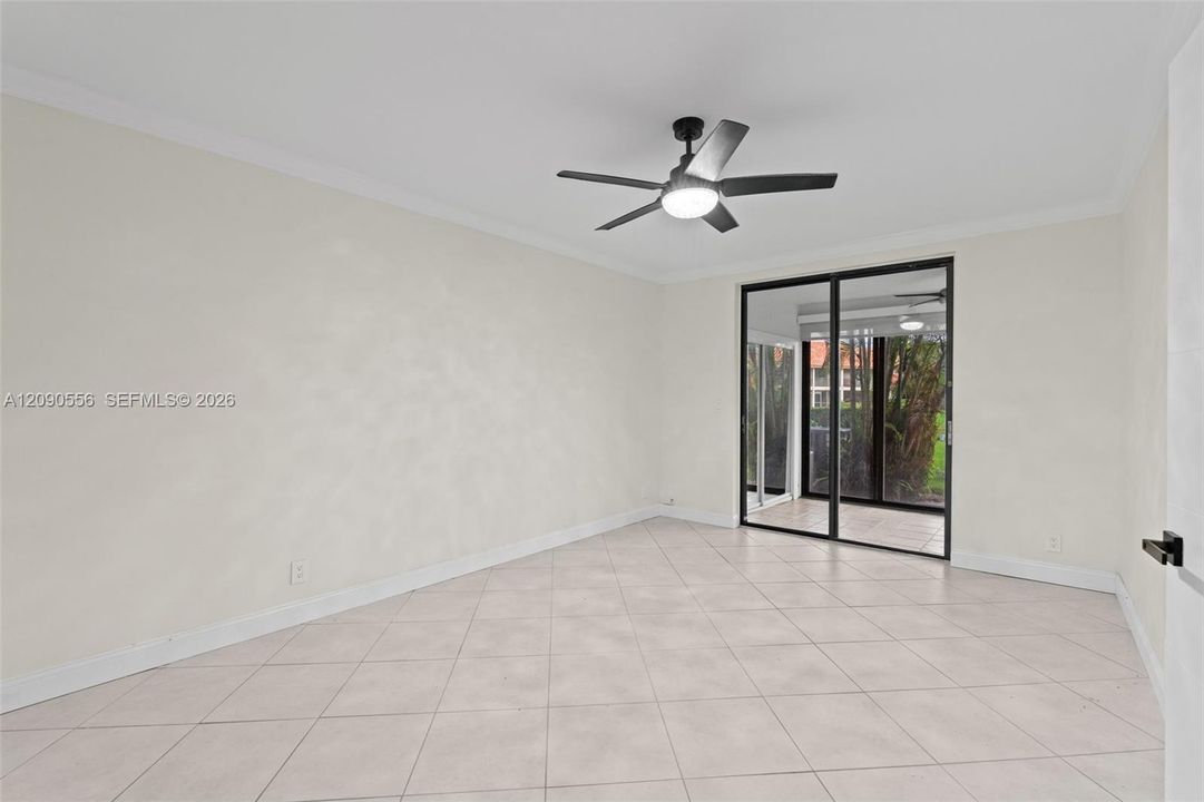 For Sale: $419,900 (2 beds, 2 baths, 1300 Square Feet)