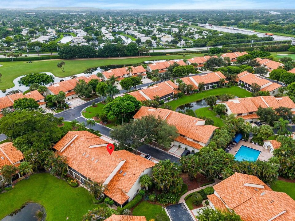 For Sale: $419,900 (2 beds, 2 baths, 1300 Square Feet)