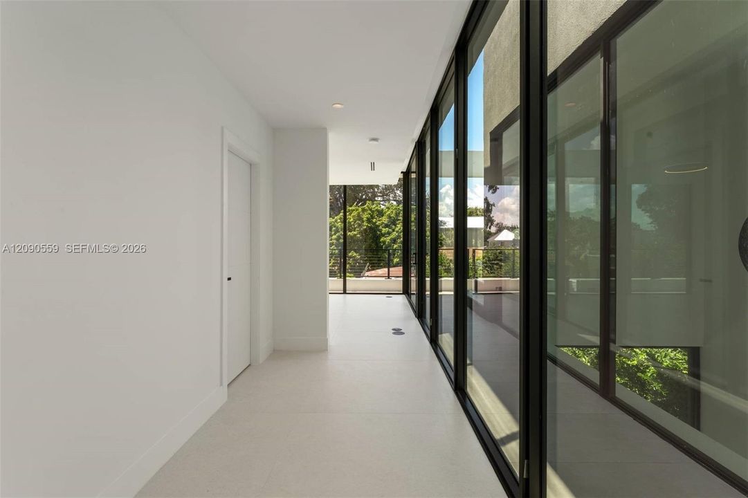 For Rent: $19,500 (4 beds, 4 baths, 2643 Square Feet)
