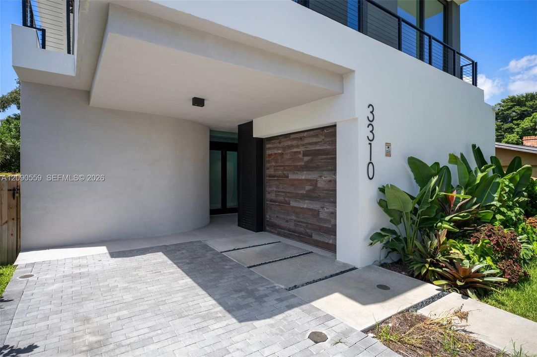 For Rent: $19,500 (4 beds, 4 baths, 2643 Square Feet)
