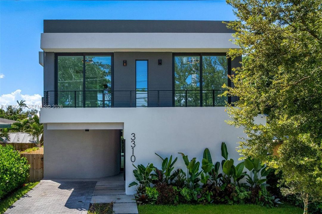En Renta: $19,500 (4 camas, 4 baños, 2643 Pies cuadrados)