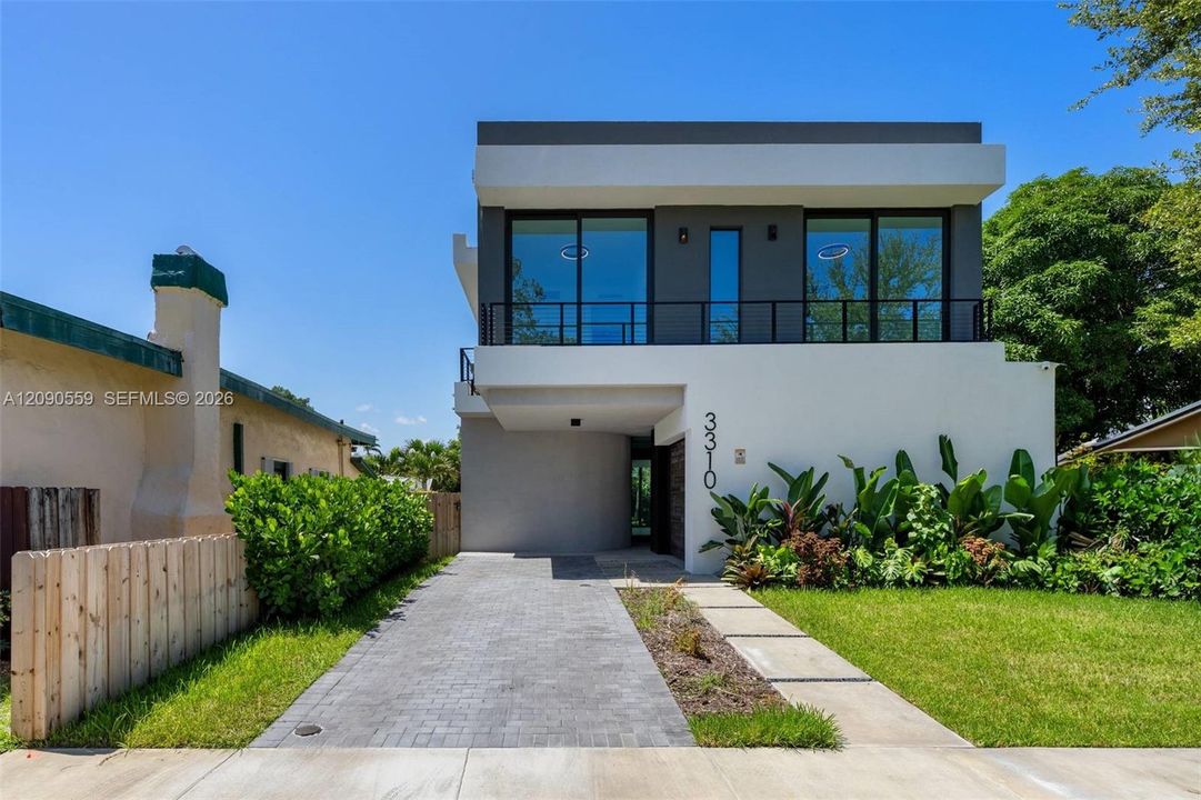 For Rent: $19,500 (4 beds, 4 baths, 2643 Square Feet)