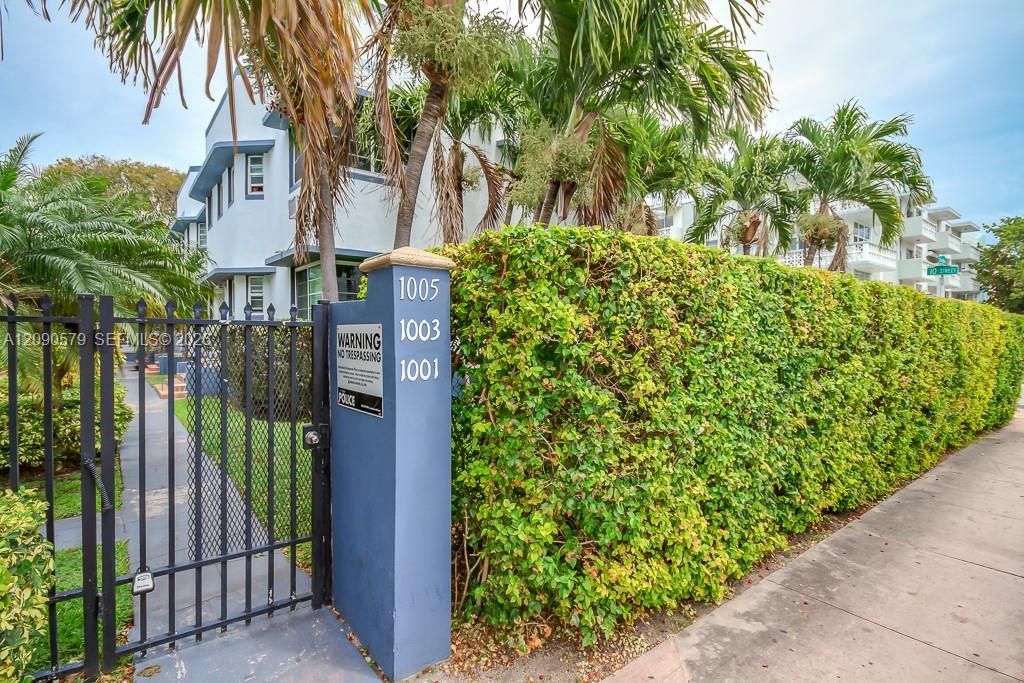 For Rent: $1,650 (0 beds, 1 baths, 420 Square Feet)