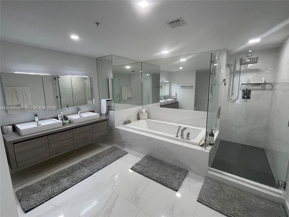 В аренду: $6,800 (3 спален, 2 ванн, 1705 Квадратных фут)