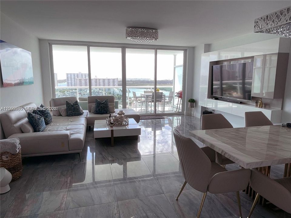 В аренду: $6,800 (3 спален, 2 ванн, 1705 Квадратных фут)